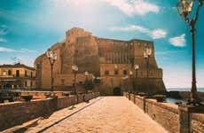 Visita guiada por el Castillo del Huevo y el Castillo Nuevo