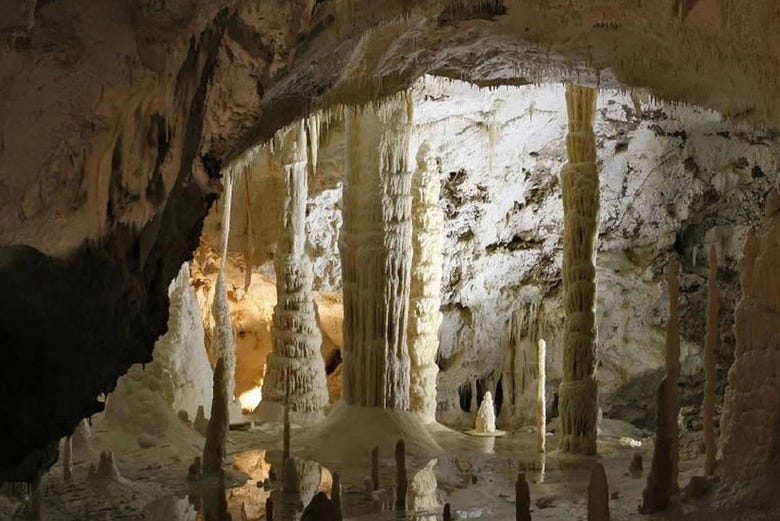 Visita guidata di Pastena e delle sue grotte