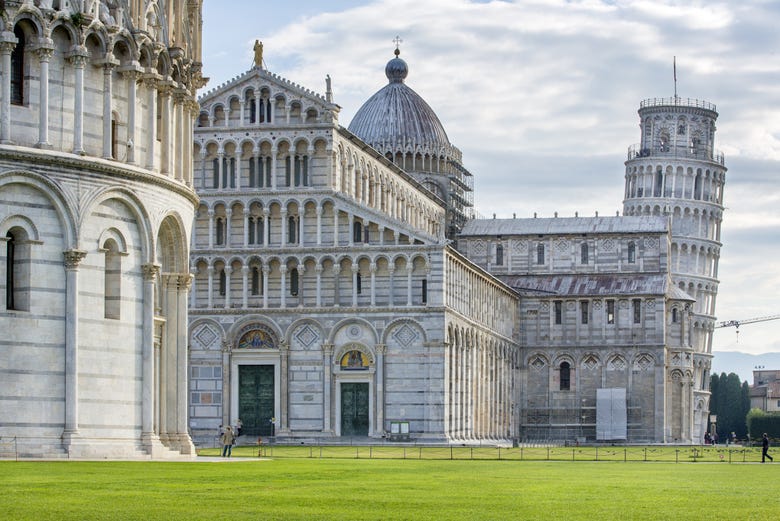 Catedral y torre inclinada de Pisa