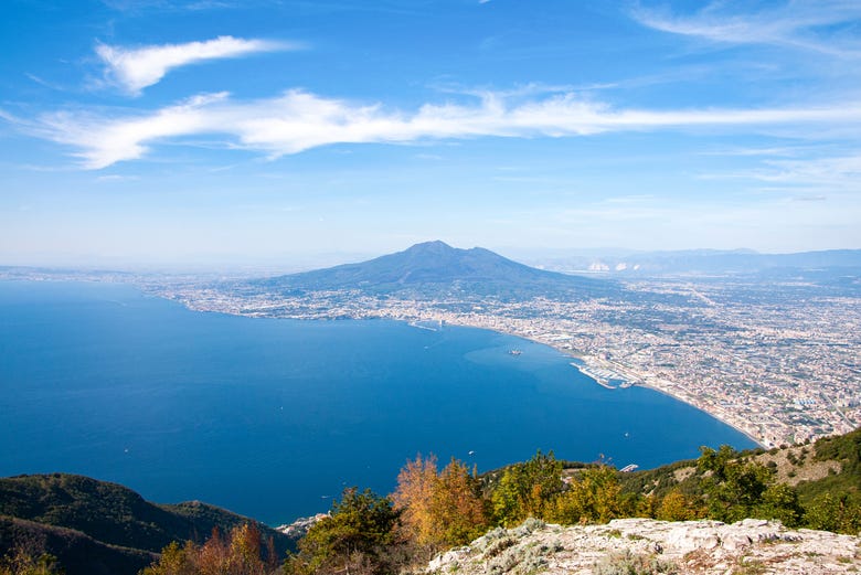 Panoramica del Vesuvio dal monte Faito