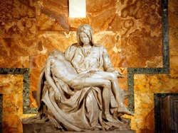 La Pietà di Michelangelo