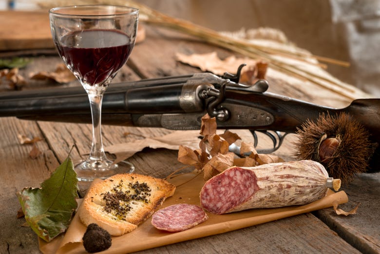 Desfrutando de uma degustação de vinho Brunello di Montalcino