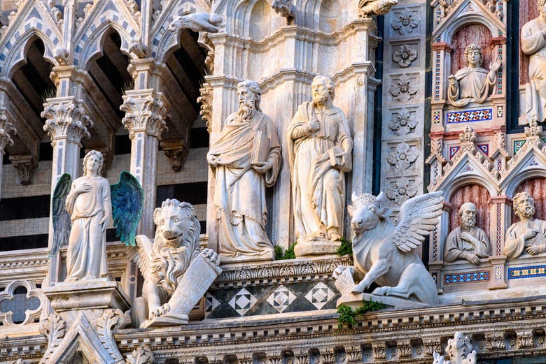 Esculturas de la catedral de Siena