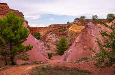 Trekking nelle miniere di bauxite pugliesi