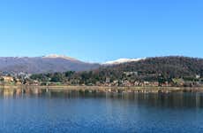 Paseo en barco por las canteras de granito del lago Mayor