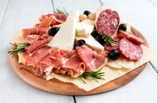 Food and Wine Tasting in a Traditional Osmiza