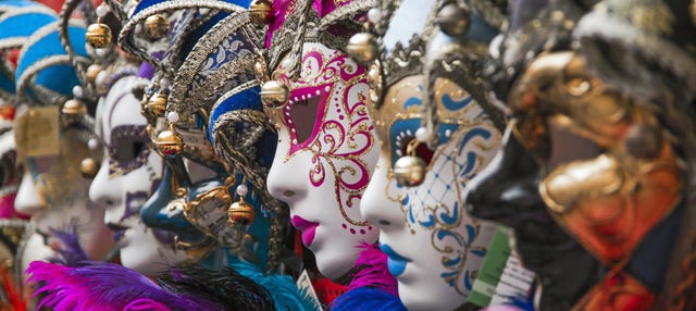 Fiesta de carnaval en el Galeón Veneciano