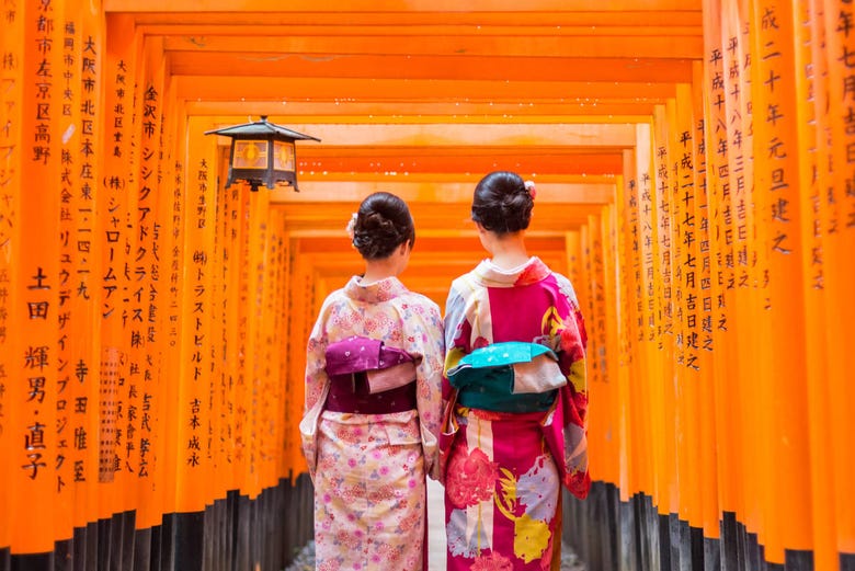 Geishas en Fushimi Inari-Taisha