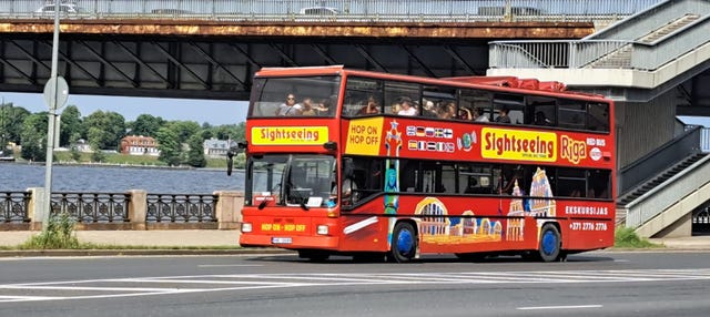 Autobús turístico de Riga
