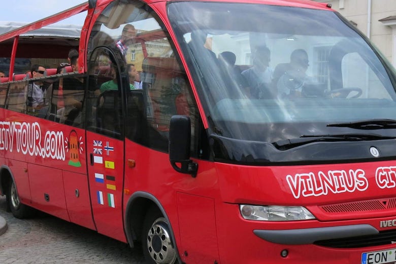 vilnius sightseeing tour bus