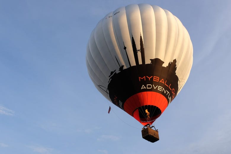 Hot air balloon flight in Kuala Lumpur