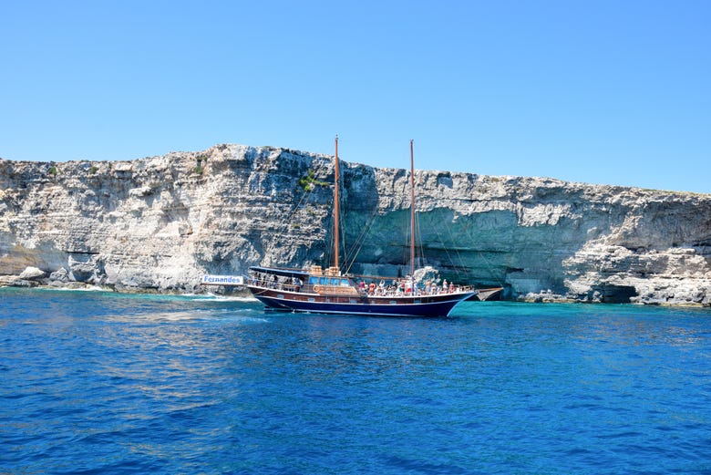 Sailing to Gozo and Comino from Malta