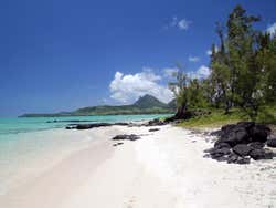 Praia virgem nas Ilhas Maurício