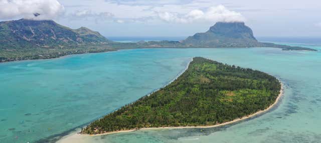 Cruzeiro pela ilha de Benitiers e Le Morne