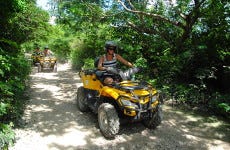 Tour della foresta maya in quad + Circuito di zip line