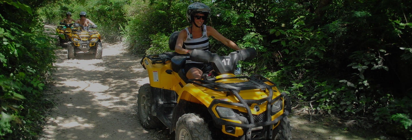 Tour en quad por la selva maya + Circuito de tirolinas desde Cancún