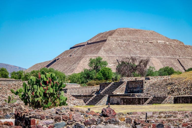 The Teotihuacán Sun Pyramid