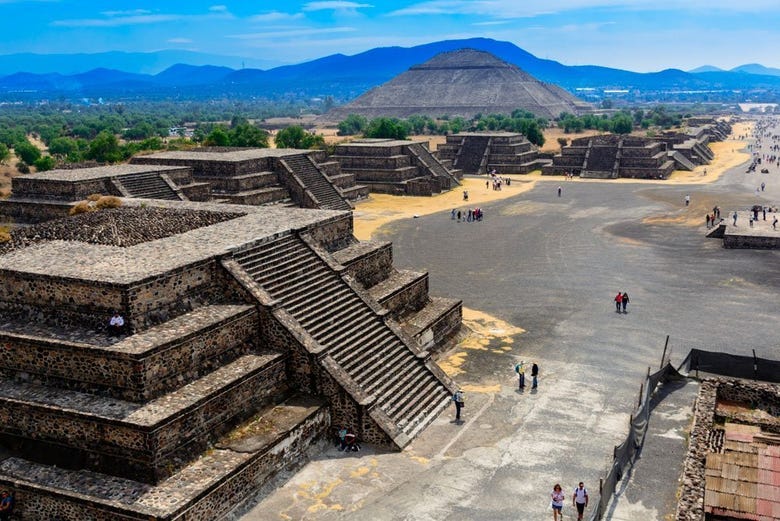 Excursión a las Pirámides de Teotihuacán, Ciudad de México