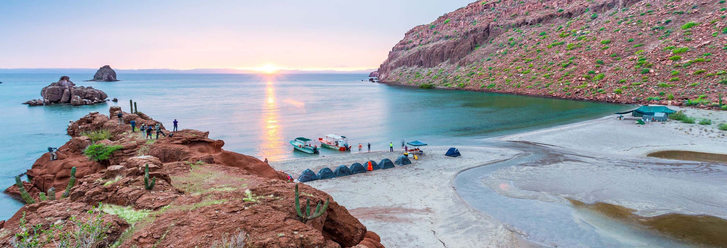 Excursión a la isla Espíritu Santo en barco desde La Paz