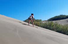 Sandboarding en la playa El Mogote