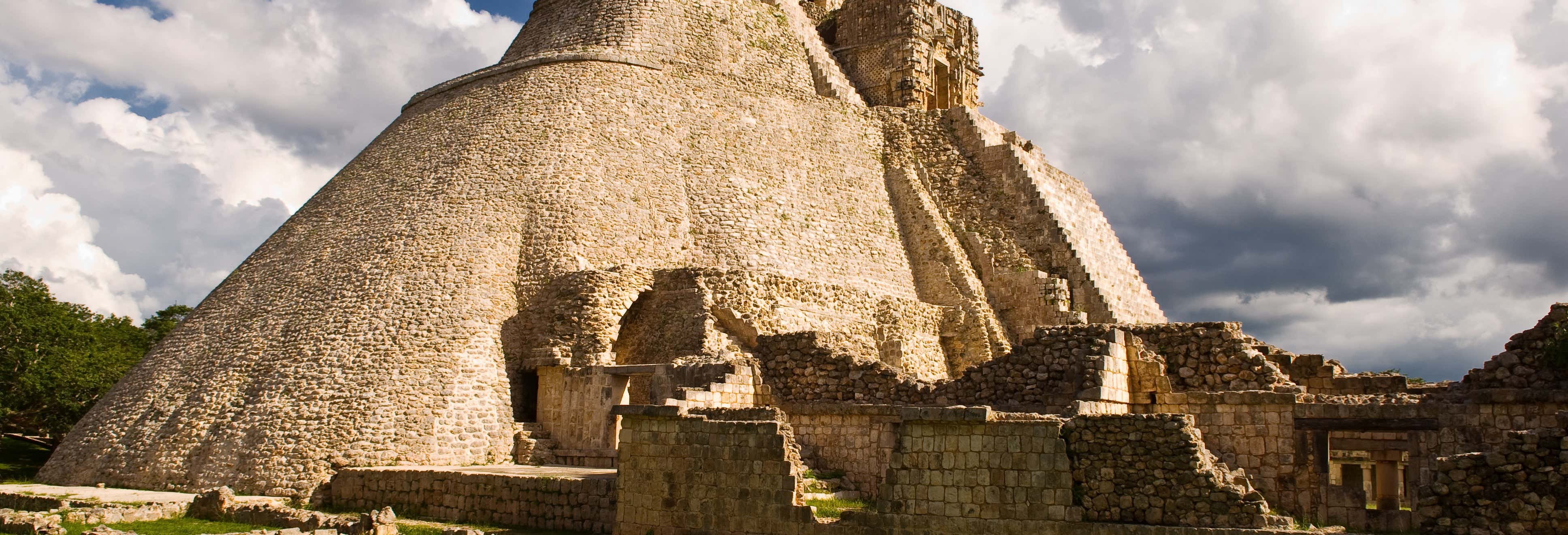 Excursión a Uxmal y Kabah desde Mérida