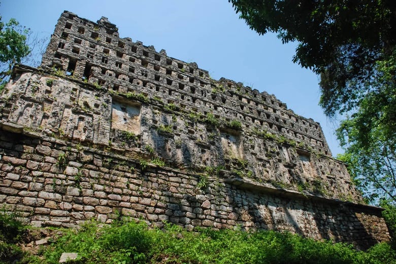 Antiguas ruinas mayas de Yaxchilán