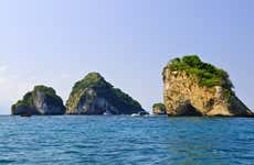 Excursión a Los Arcos en catamarán
