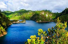 Montebello Lakes & El Chiflón Waterfalls Tour