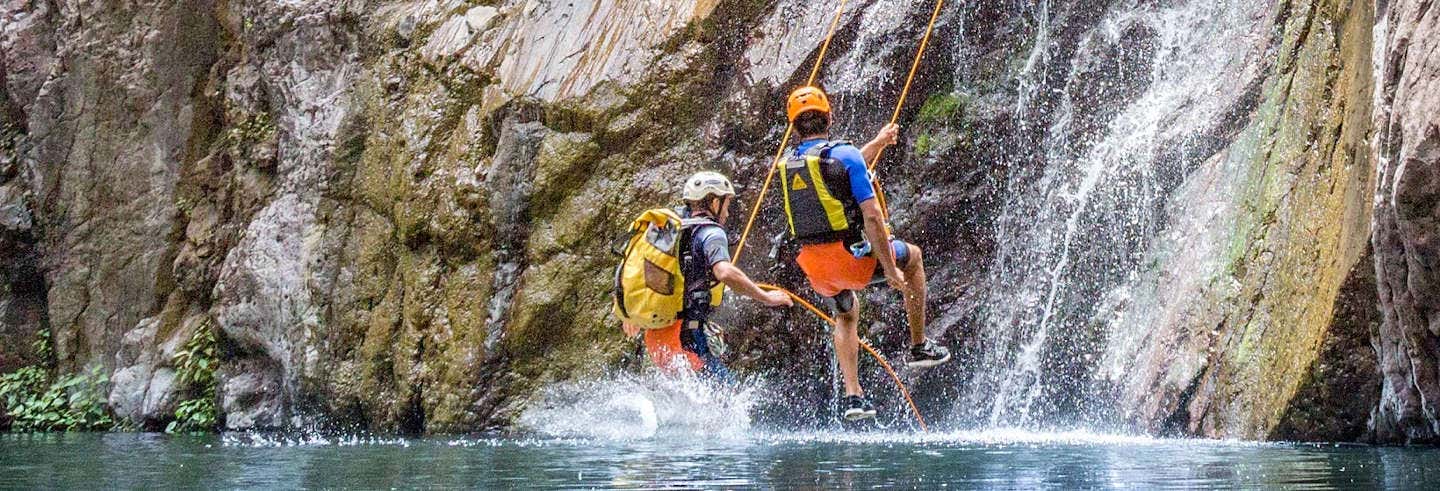 Descenso de cañones en el Paso de Vaqueros desde Santiago de Querétaro