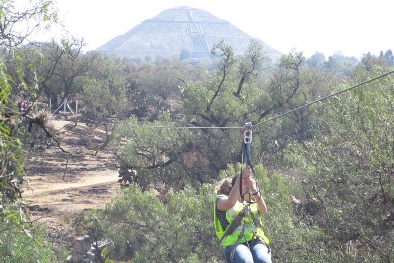 The zip line of Teotihuacán