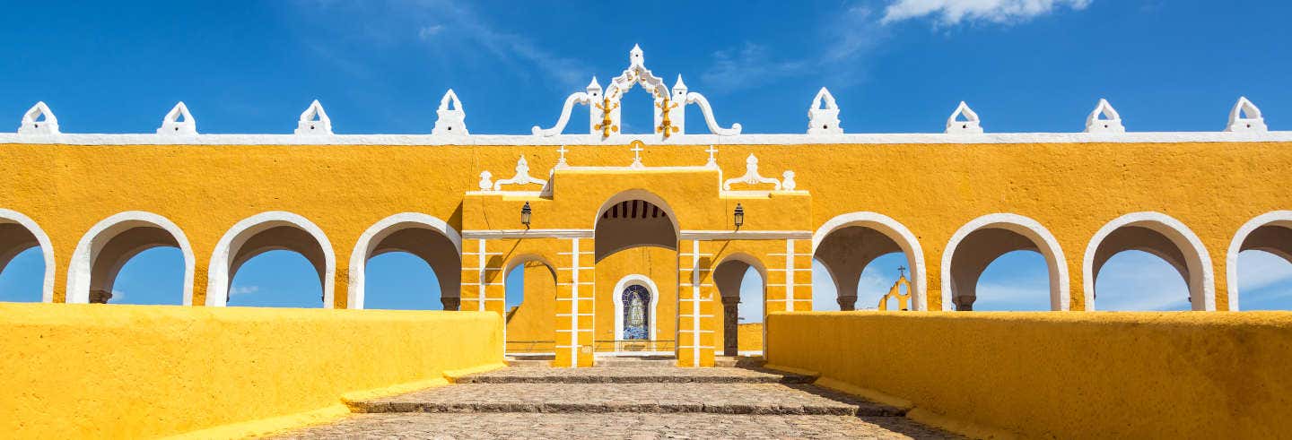 Excursión a Chichén Itzá, Izamal y cenote Yokdzonot desde Valladolid