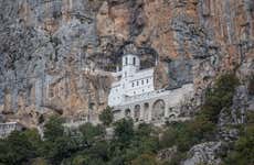 Excursion au Monastère d'Ostrog