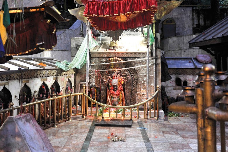 Veneración de la diosa Kali en Dakshinkali
