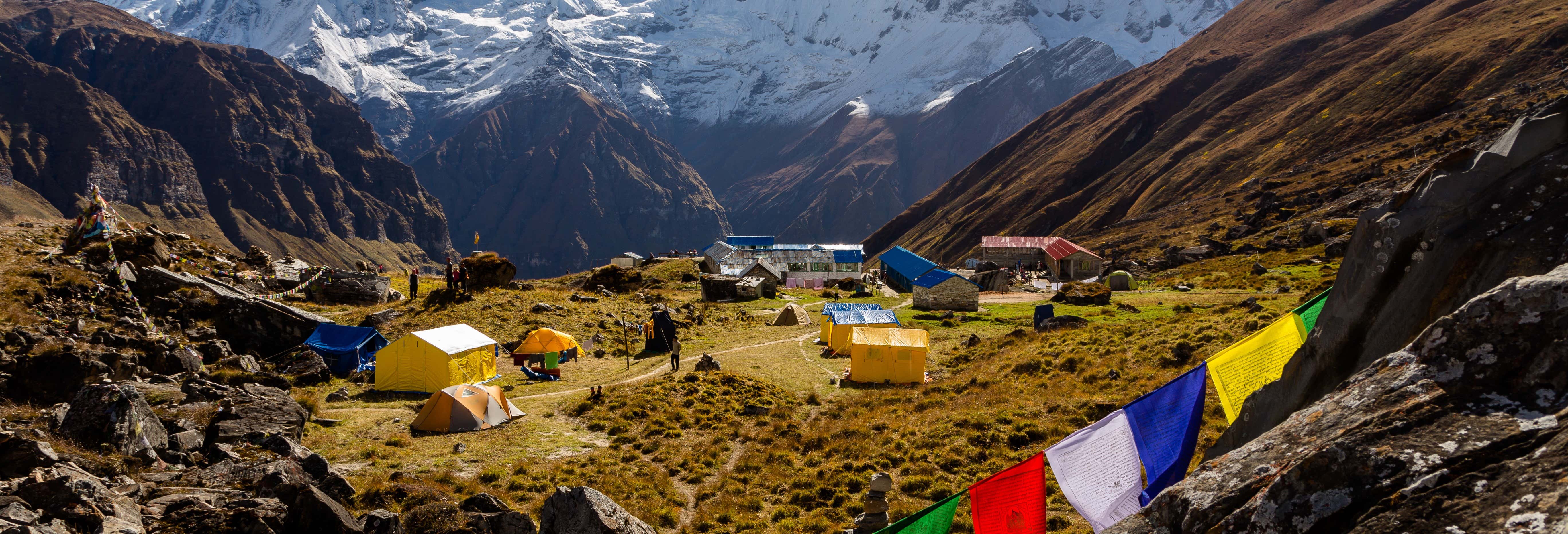 Ruta privada de trekking al campamento base del Annapurna en 15 días desde Katmandú