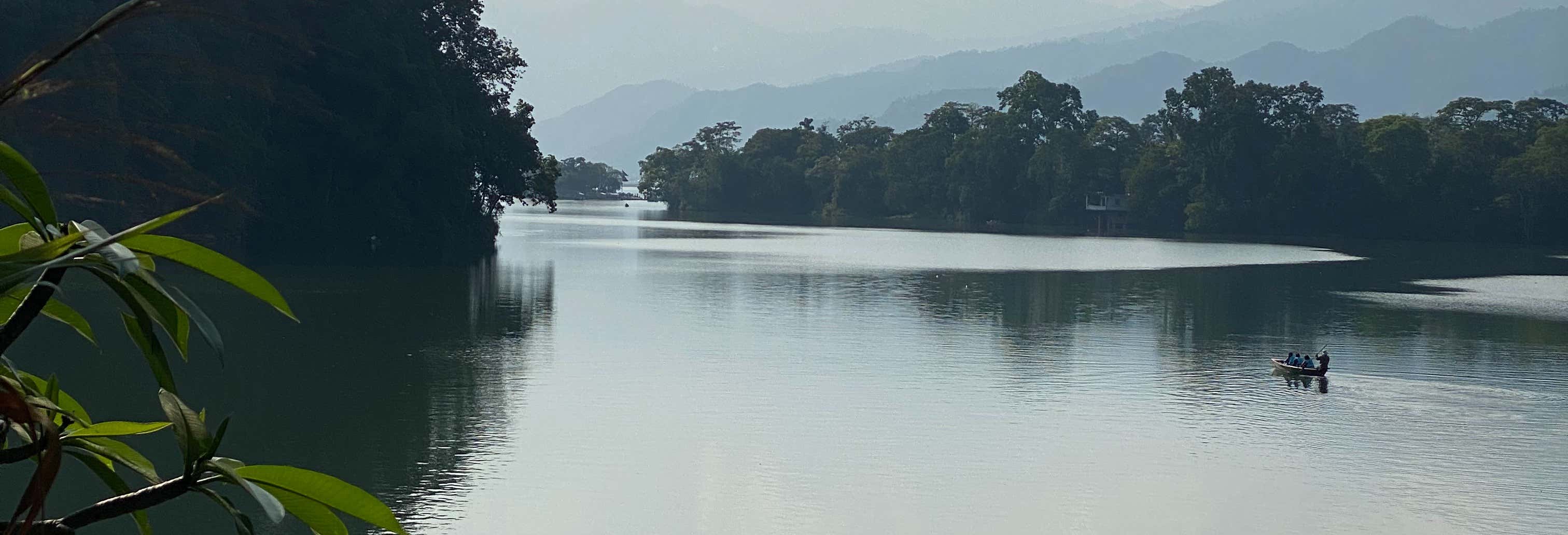 Tour por Pokhara