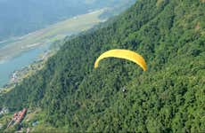 Volo in parapendio a Pokhara