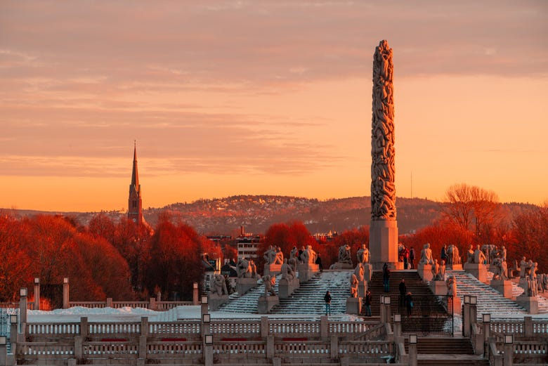 Sunset in the Vigeland installation