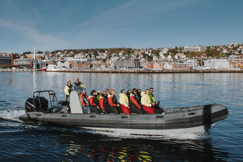 Paseo en lancha rápida por los fiordos noruegos, Tromsø