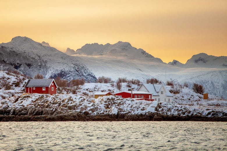 Solcando le fredde acque della Norvegia