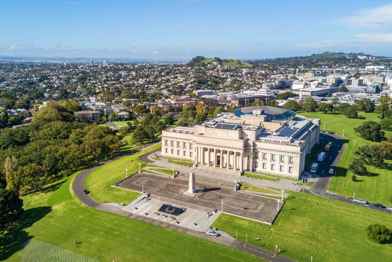 Vista del Auckland War Memorial Museum