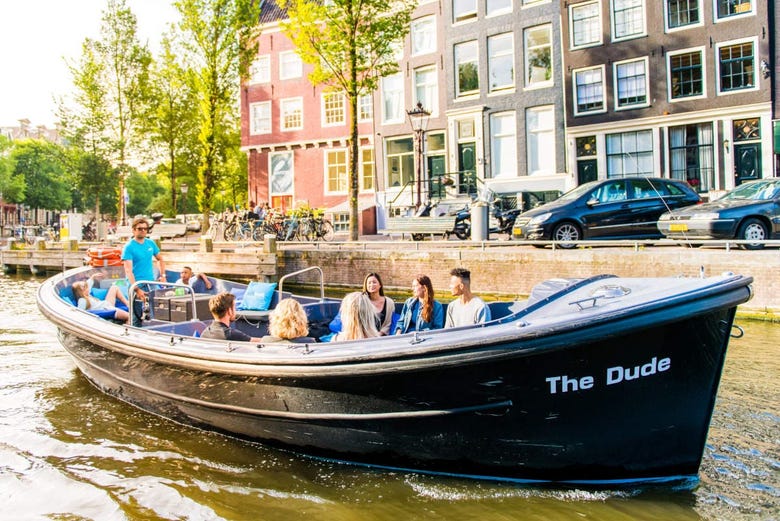 Balade en barque sur les canaux d'Amsterdam