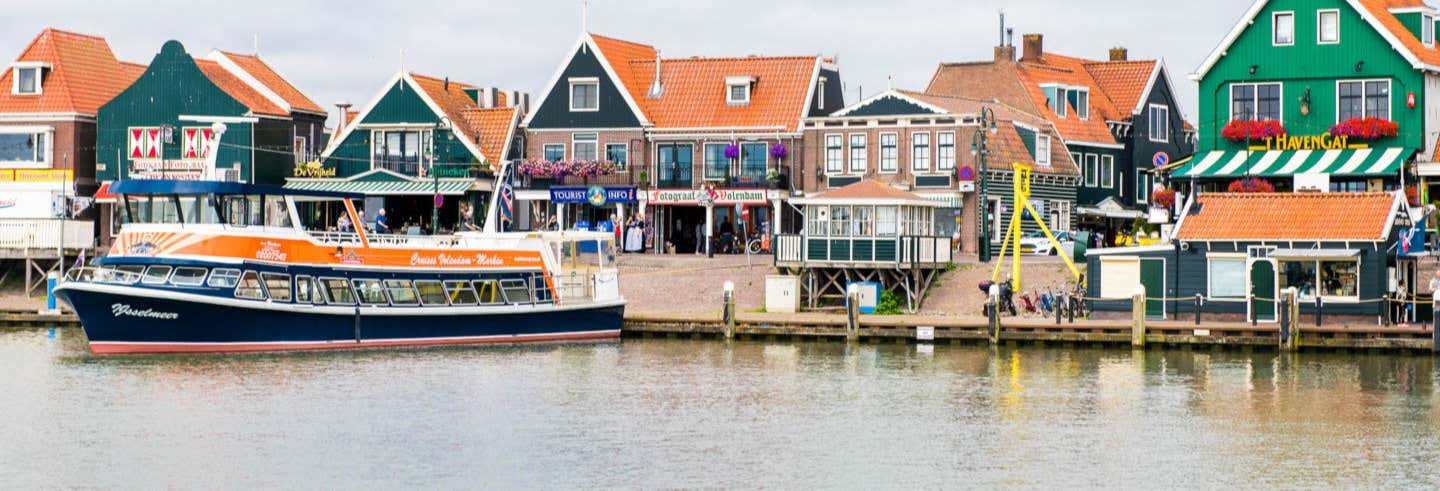 Ferry a Volendam