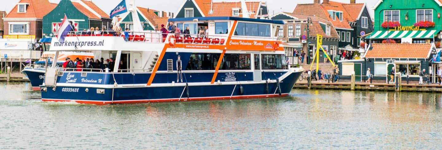 Ferry a Marken