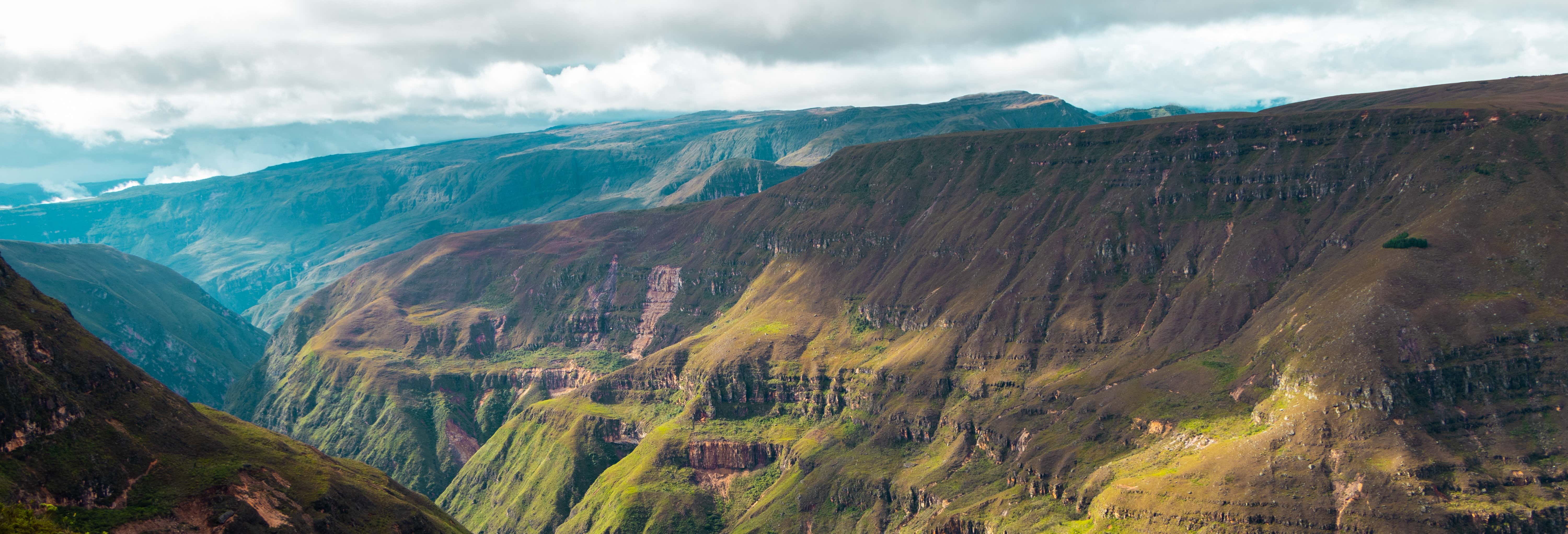 Excursão a Huancas e cânion de Sonche
