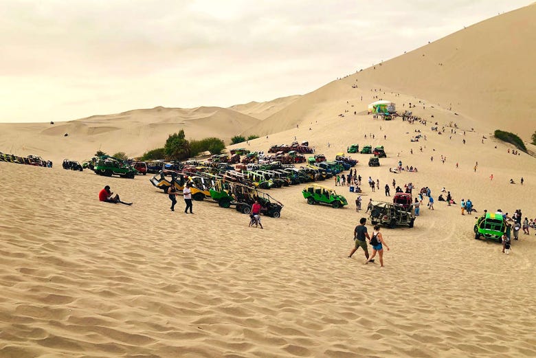 Dune buggys in Huacachina