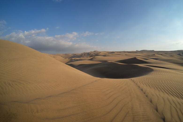 Atravesando las dunas del desierto de Ica