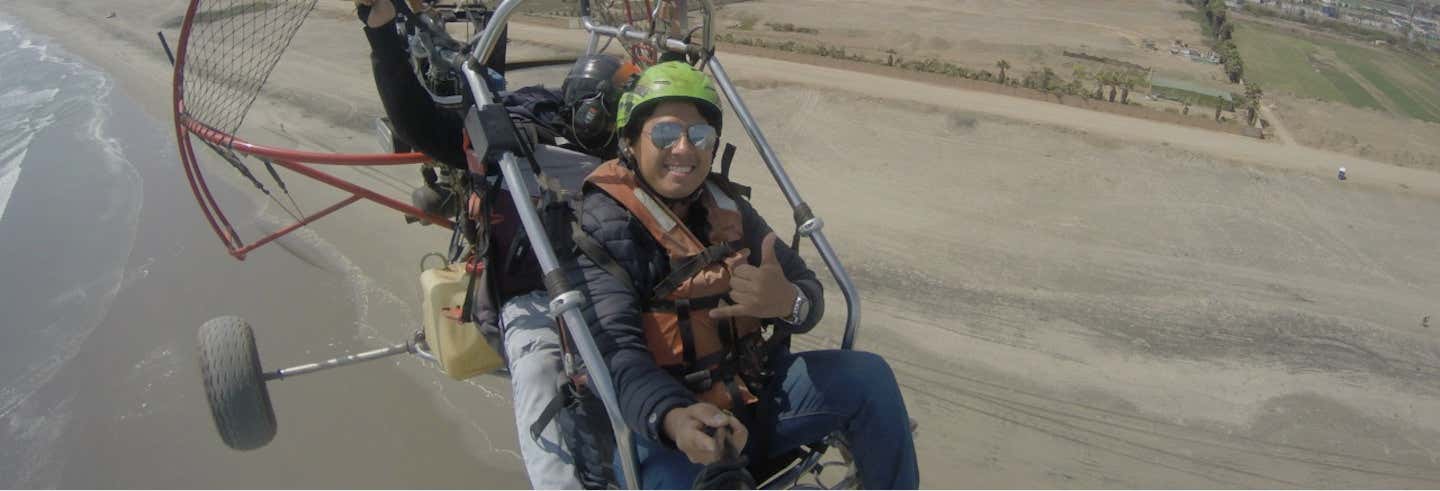Vol en paramoteur sur la côte sud de Lima