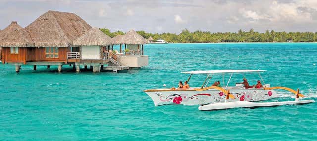 Crucero por Bora Bora en canoa polinesia