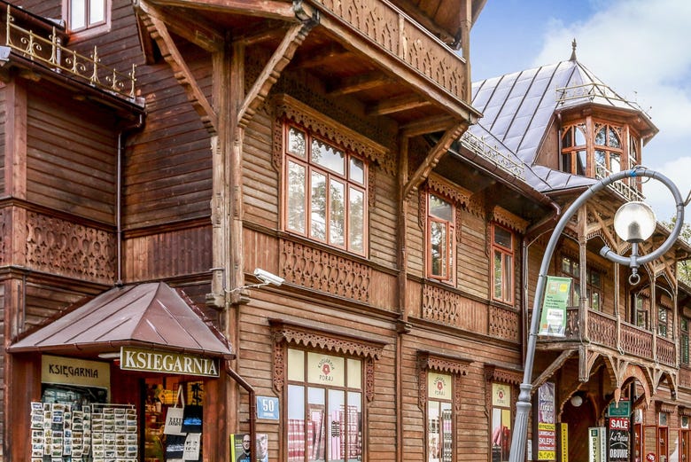 Admirando as casas de madeira de Zakopane