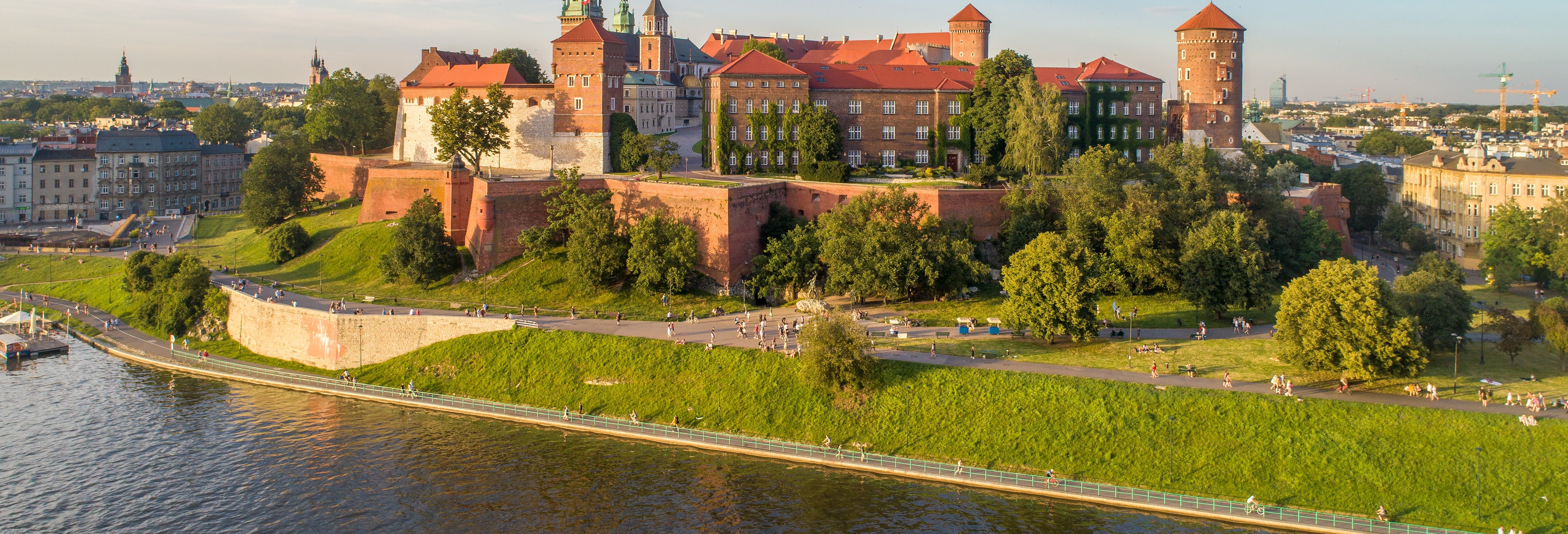 Tour Por La Catedral De Cracovia Colina De Wawel Civitatis Com